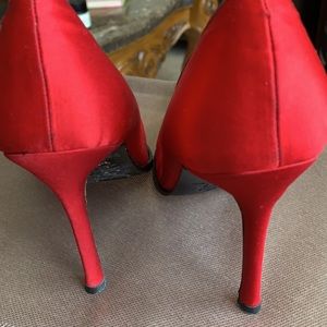 Ferre satin shoes.38,5. Hills 4 inches